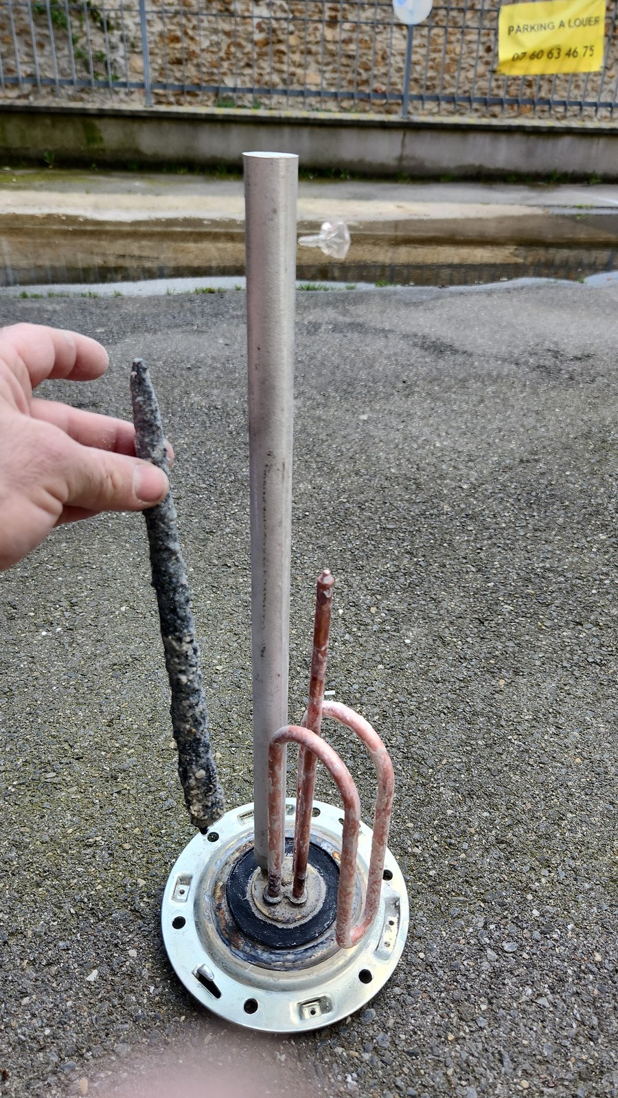Anode de chauffe-eau remplacée et contrôlée par AMB Services en Seine-et-Marne 77